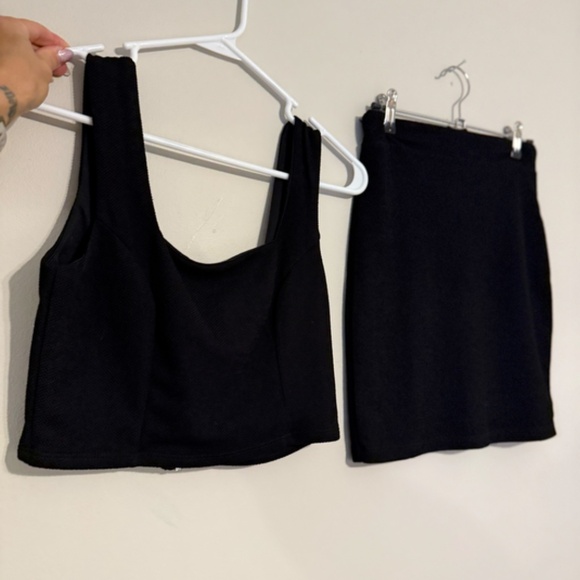 Lulu's Crop/Mini Combo - Picture 2 of 7